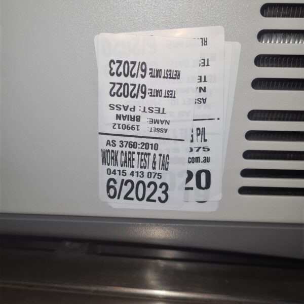 Eppendorf Centrifuge 5702R - Image 6